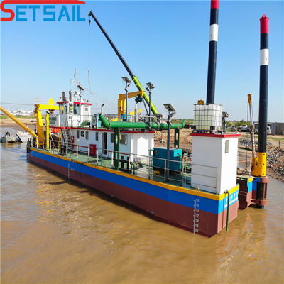 Largeur totale 5m-15m Moteur diesel importateur Dredger à aspiration pour le dragage de sable fluvial