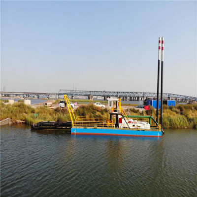 Dredger à aspiration de 32 pouces avec générateur Cummins Harbour 103kw et 7500m3 de débit d'eau
