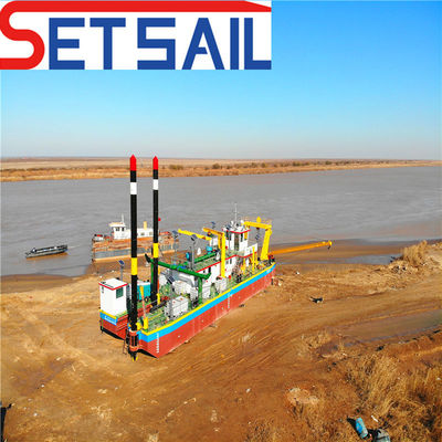 Dégraisseur à pompe hydraulique pour besoins de dragage