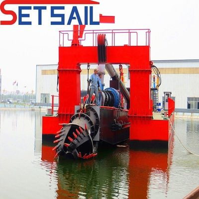 Dredger à aspiration de 20 pouces avec pompe sous-marine de haute capacité 750-1000 mètres cubes