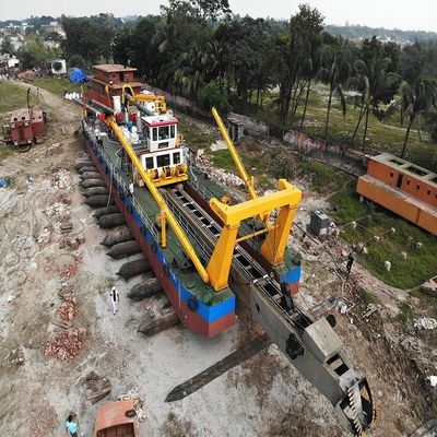 US 100000/ensemble de dragueuse hydraulique Diesel Enigne personnalisée avec pompe à aspiration et tige d'ancrage