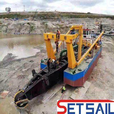 Dredger à aspiration à coupe de 200 m3/h avec capacité et performances de moteur hydraulique diesel
