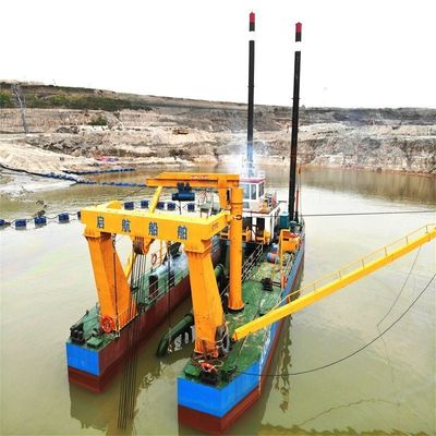 160m3-5000m3 Capacité moteur diesel coupeuse dragueuse à aspiration pour le sable des rivières et la boue des lacs