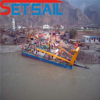 Dredger à aspiration à coupe de 10 pouces pour le sable de rivière Largeur totale 5,5 m Type de fente garantie CTS
