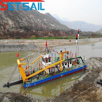 Système hydraulique à faible échec de 14 pouces Dredger d'aspiration pour une distance de décharge de 1500 m