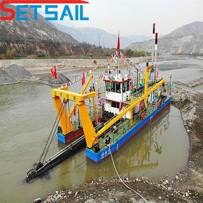 Système hydraulique à faible échec de 14 pouces Dredger d'aspiration pour une distance de décharge de 1500 m