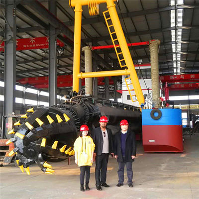 450 à 200000 m3 de débit d'eau Anchor Boom Cutter Suction Mud Dredging Machine avec débitmètre