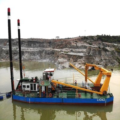 450 à 200000 m3 de débit d'eau Anchor Boom Cutter Suction Mud Dredging Machine avec débitmètre