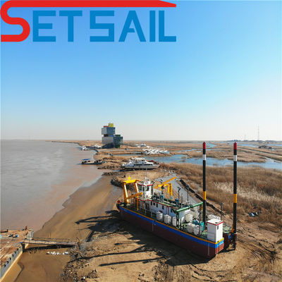 Dredger à aspiration à haute capacité avec pompe à sable sous-marine et solution de dragage