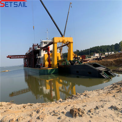Système hydraulique certifié CE Dredger à aspiration à coupe de 10 pouces pour une longueur totale de 31,1 mètres
