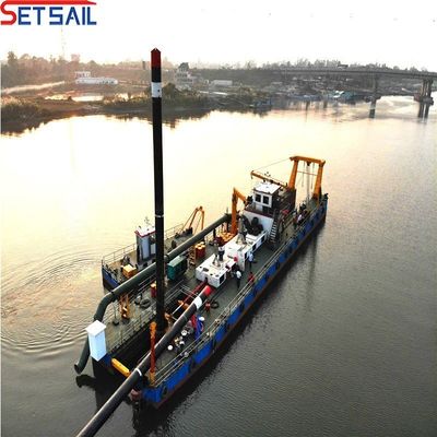 Système hydraulique certifié CE Dredger à aspiration à coupe de 10 pouces pour une longueur totale de 31,1 mètres