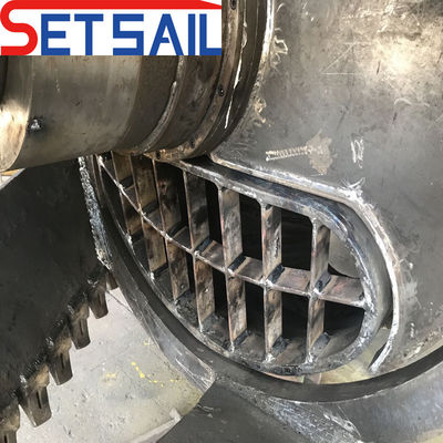 Équipement de dragage de sable à réservoir alimenté par moteur diesel d'un poids brut de 40000.000 kg