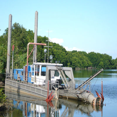 Pompes à boue personnalisées Dredger à aspiration à coupe de 6 pouces avec station de renforcement et conception