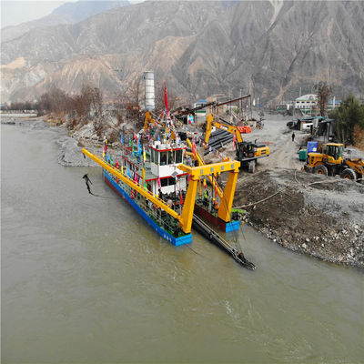 Pompes à boue personnalisées Dredger à aspiration à coupe de 6 pouces avec station de renforcement et conception