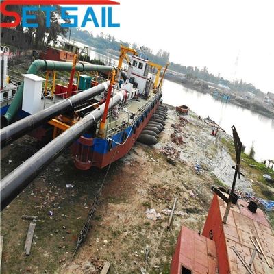 8 pouces Dredger de sable de rivière / Dredger de boue / Dredger de terre cuite QH-D97 avec 5000m3 de débit d'eau