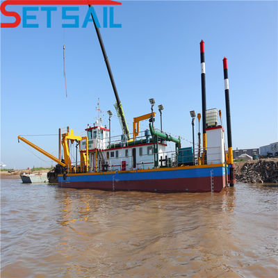 8 pouces Dredger de sable de rivière / Dredger de boue / Dredger de terre cuite QH-D97 avec 5000m3 de débit d'eau