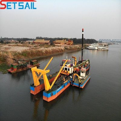 Largeur totale 5m-15m Moteur diesel importateur Dredger à aspiration pour le dragage de sable fluvial
