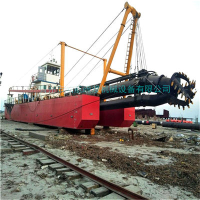 Coupeuse hydraulique à moteur diesel de 1400 mètres cubes Dredgeuse à aspiration pour le sable de rivière