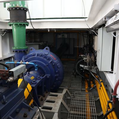 Dragueuse à aspiration de 26 pouces pour le sable marin, propulsée par moteur diesel Cummins.