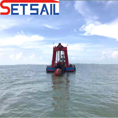 Dredger à aspiration à coupe de 26 pouces avec pompe sous-marine Capacité du sol 1200m3 Tête 57m