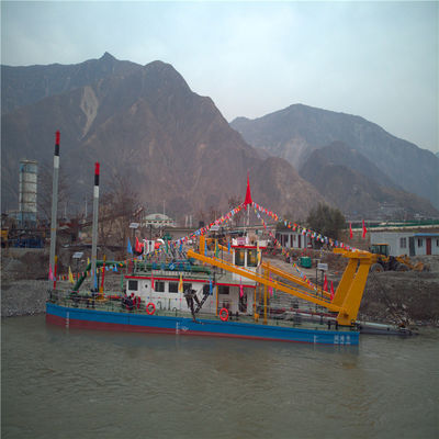 Dredger à aspiration de 32 pouces avec générateur Cummins Harbour 103kw et 7500m3 de débit d'eau