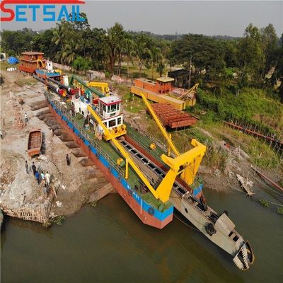 3900cm * 860cm * 200cm Package Cutter Suction Sand Dredging Ship avec ancrage