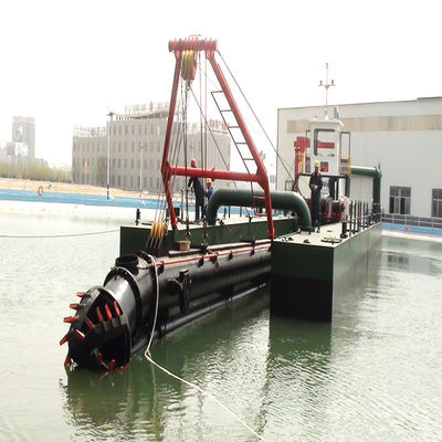 Dredger à aspiration à coupe de 28 pouces à faible consommation de carburant pour les opérations de dragage fluvial