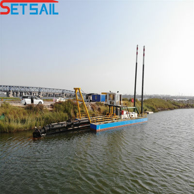 Hauteur totale 7 m Tireur à treuil hydraulique aspirateur dragueur de sable de rivière avec ancrage