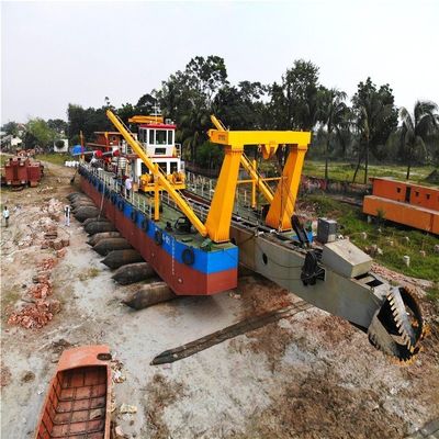 Dredger à aspiration à haute capacité de 24 pouces avec 2190 kW de puissance du moteur principal