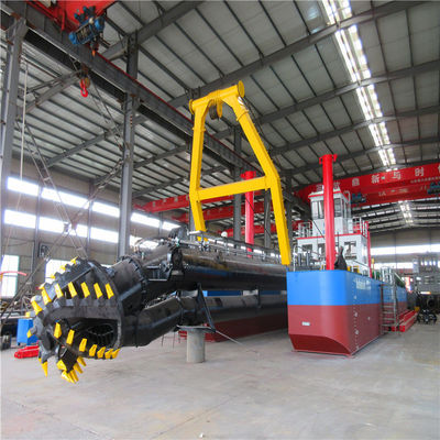 Dredger à aspiration à haute capacité de 24 pouces avec 2190 kW de puissance du moteur principal
