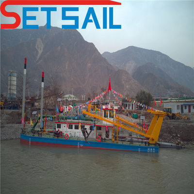 Durable 26 pouces Dredger à aspiration à coupe avec 450kw de puissance de tête de coupe et hydrocyclone