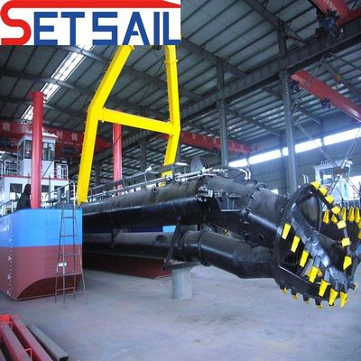 Moteur diesel à commande hydraulique à 24 pouces, dragueuse à aspiration à 20 m de profondeur de dragage