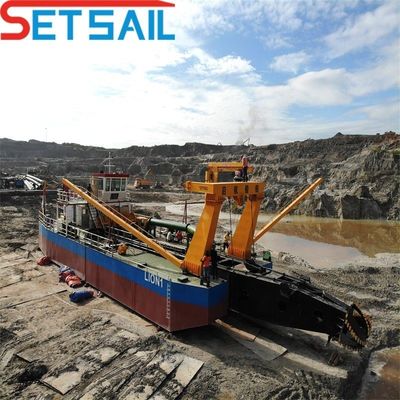 Vessel d'aspiration de 24 pouces avec tuyau de décharge de 500 mm de diamètre et moteur diesel