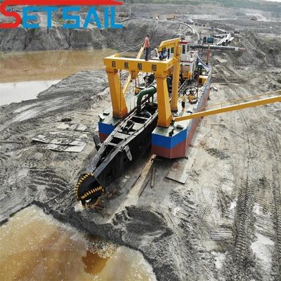 Vessel d'aspiration de 24 pouces avec tuyau de décharge de 500 mm de diamètre et moteur diesel