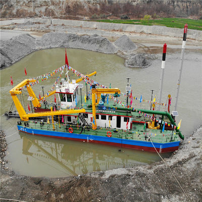 Moteur diesel Siemens à commande automatique 24 pouces à découpe à aspiration dragueuse de sable pour le transport de sable