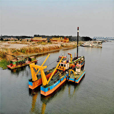Dredge à aspiration à moteur diesel Cummins de 24 pouces pour l'extraction de sable dans les rivières