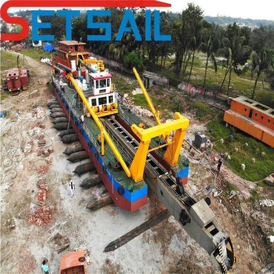 1800 M3/H Capacité Dredger hydraulique à découpe à aspiration pour un service après-vente à vie