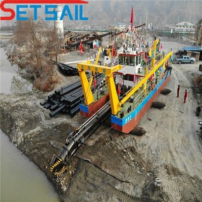 18&quot;-26&quot; HDPE coupeur de diamètre dragueuse à aspiration pour drague à profondeur de 0,5-30 mètres Conçue