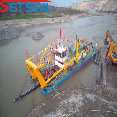 Extraction de sable de rivière 20 pouces Dredger à aspiration à coupe avec pompe 500ND et ancrage