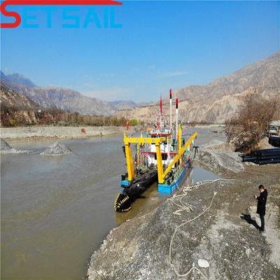 Longueur totale 38 m Dredgeuse à sable avec moteur diesel et flux hydraulique d'eau