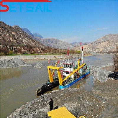 Longueur totale 38 m Dredgeuse à sable avec moteur diesel et flux hydraulique d'eau