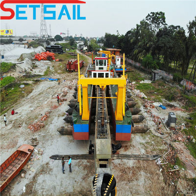 Longueur totale 38 m Dredgeuse à sable avec moteur diesel et flux hydraulique d'eau