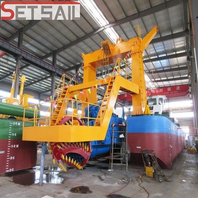 Dragueuse à aspiration de taille 18 pouces de 700 m3 avec 38 m de longueur totale Système PLC Siemens