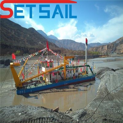 18 pouces Dredger à aspiration avec moteur Cummis et 500 mm de diamètre du tuyau de décharge
