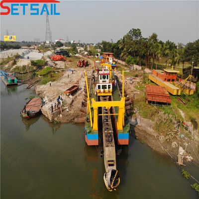 31m contrôle hydraulique 18 pouces Dredger à tête de coupe avec 650mm diamètre du tuyau de décharge
