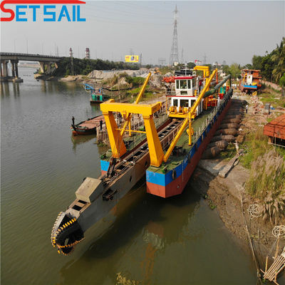 31m contrôle hydraulique 18 pouces Dredger à tête de coupe avec 650mm diamètre du tuyau de décharge