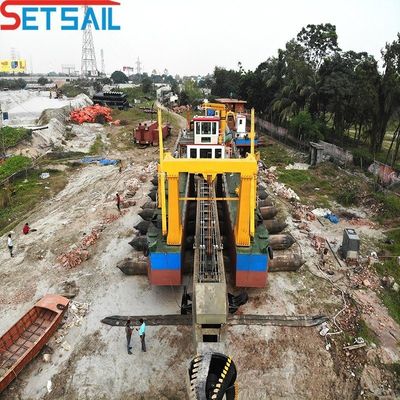 Dredger à aspiration à pompe hydraulique avec moteur Cumins et capacité de 500 mètres cubes