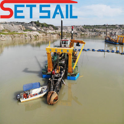 Quantité de dents de coupe 40 à 60 pièces Moteur diesel ou moteur électrique Dredge d'or Dredge