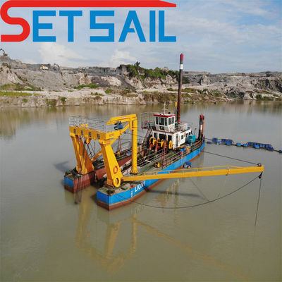 Quantité de dents de coupe 40 à 60 pièces Moteur diesel ou moteur électrique Dredge d'or Dredge