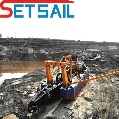 Dredger à aspiration de 18 pouces avec pompe à sable de rivière de capacité et moteur Cumins 1137 kW